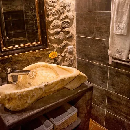Maison Bacchus بيت للعطل